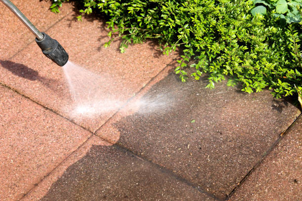 Why Choose Our Certified Pressure Washing Experts for Your Project Needs in Calvert City, KY?